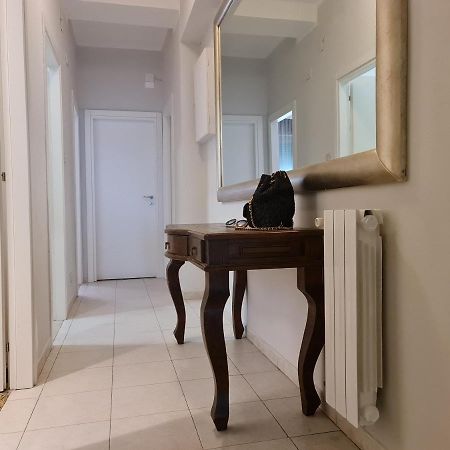 Lc Gramsci Guest House Self Check-In بيزا المظهر الخارجي الصورة