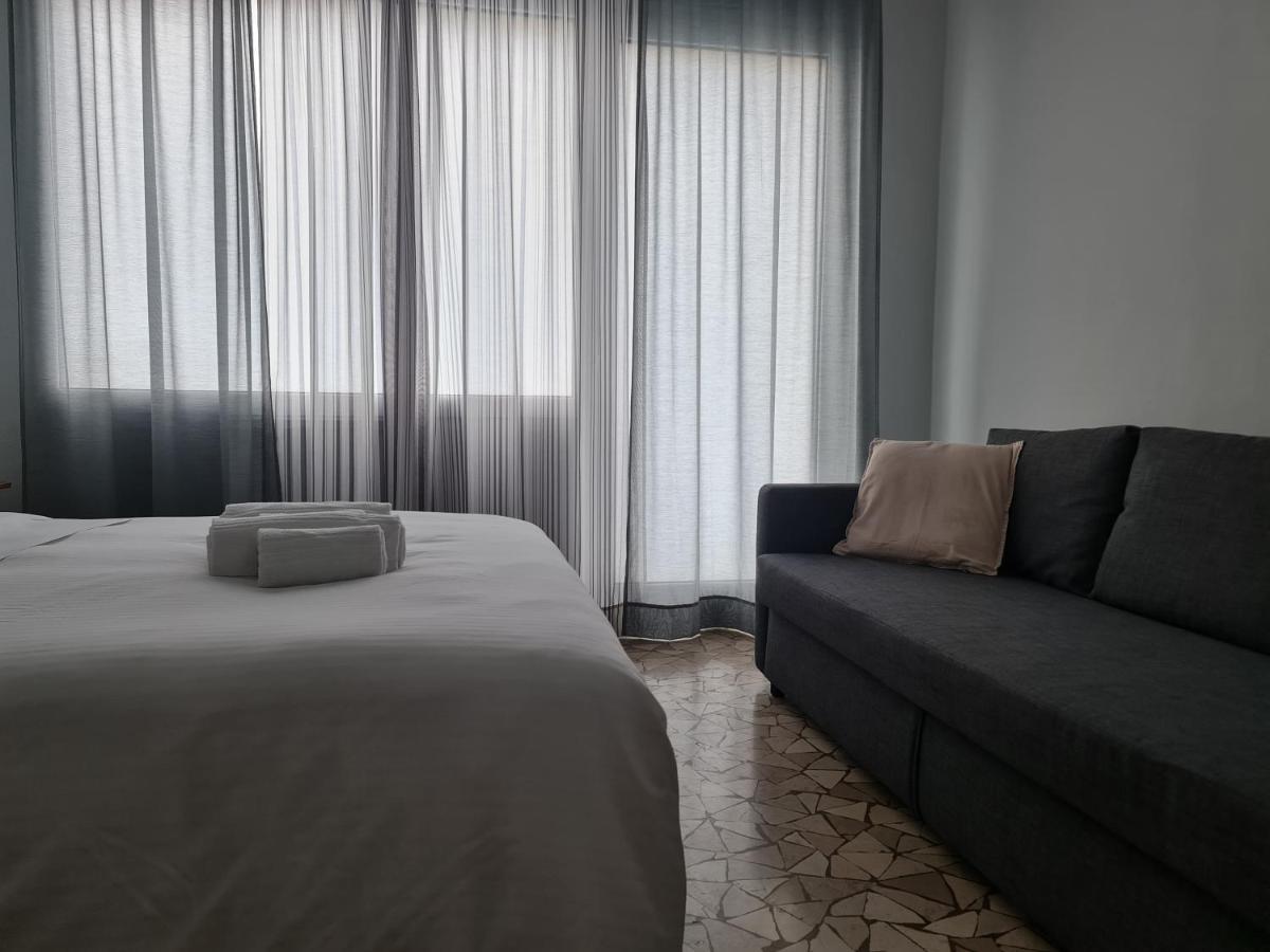 Lc Gramsci Guest House Self Check-In بيزا المظهر الخارجي الصورة