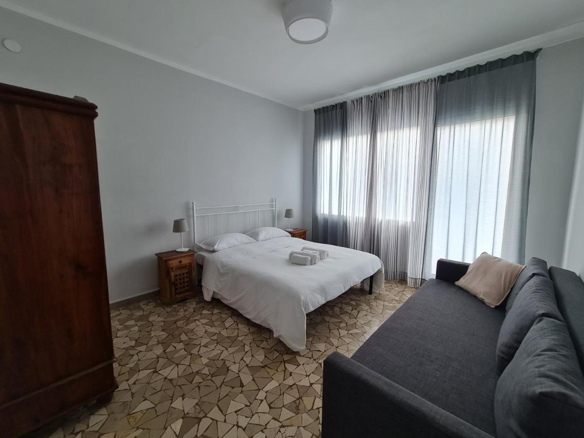 Lc Gramsci Guest House Self Check-In بيزا المظهر الخارجي الصورة